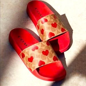 NIB COACH UDELE SPORT LOGO VALENTINE HEART PRINT SLIDE SANDAL SHOE/Sz 10 B